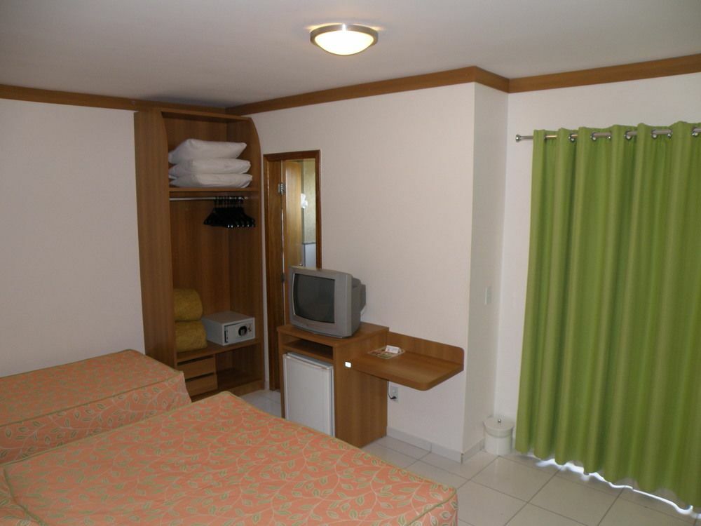 Golden Dolphin Grand Hotel Suite Particular Caldas Novas Kültér fotó